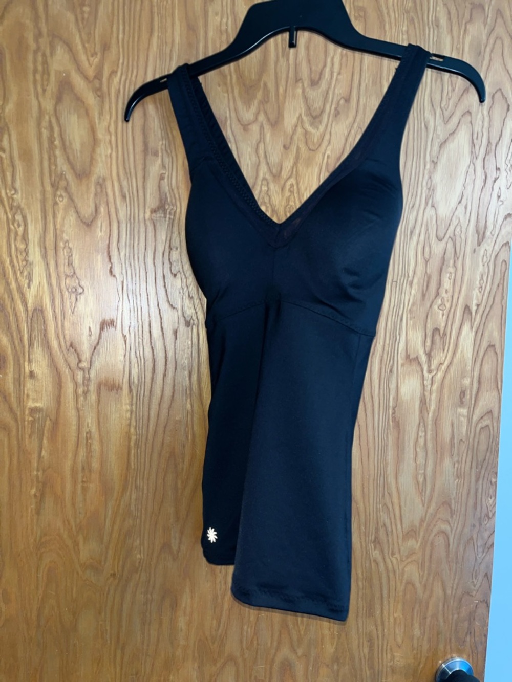 Athleta Black V‑Neck Support Tank Top